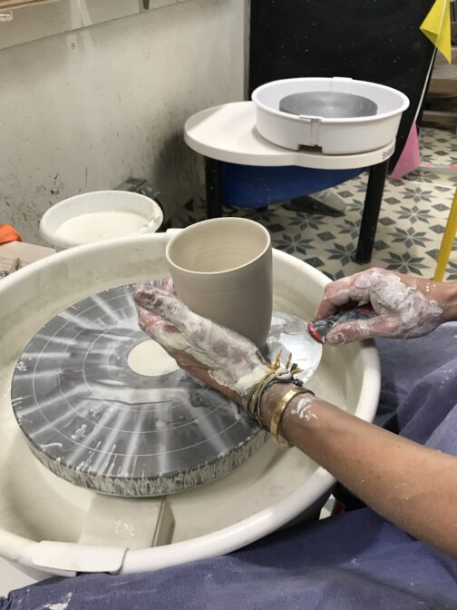 Bon pour une initiation au tour de potier – Image 4